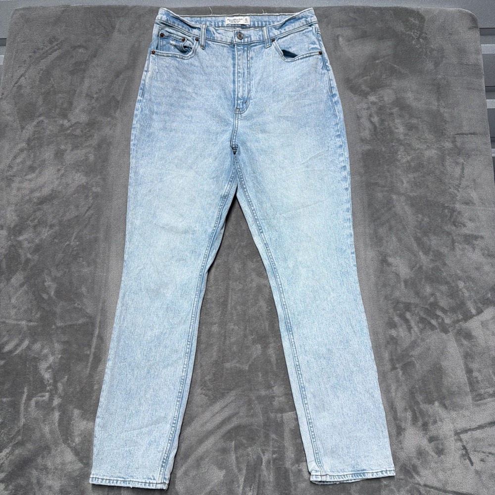 Abercrombie & Fitch The 90s Slim Straight Jeans Womens 31 12R Light Blue Denim